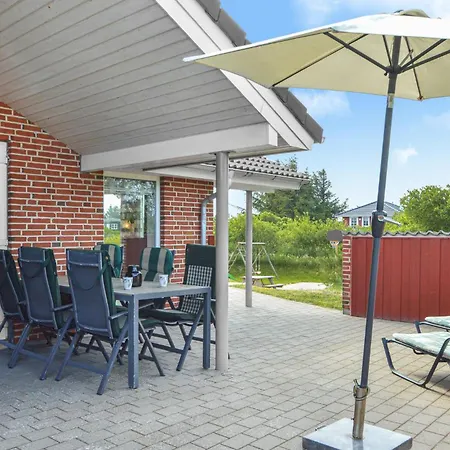 Holiday home Awesome In Romo With Kitchen Bolilmark