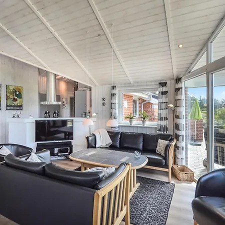 Awesome In Romo With Kitchen Holiday home Bolilmark